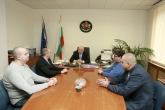 Спорт - Министър Красен Кралев се срещна с тръста