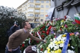 Футболистите на ПФК Левски поднесоха цветя на паметника на Васил Левски - 19.02.2017