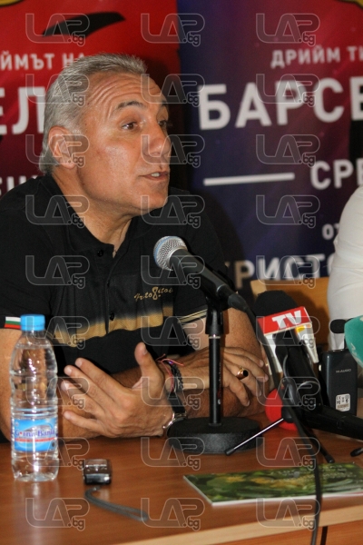 Христо Стоичков и кмета на Стара Загора в проект за гостуване на Барселона у нас - 15.06.2017