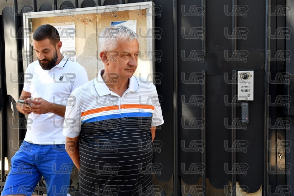 Футбол - Христо Крушарски протестира пред Френското посолство в България - 13.08.2019