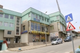 Спортни зали и футболни терени в България